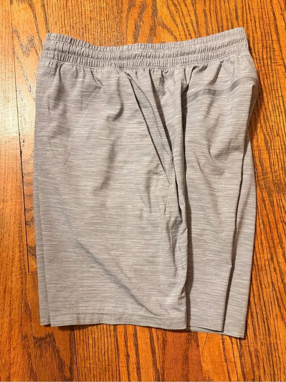 Lululemon Men's Small Athletic Lined Shorts Pace Breaker Light Gray 7” Inseam